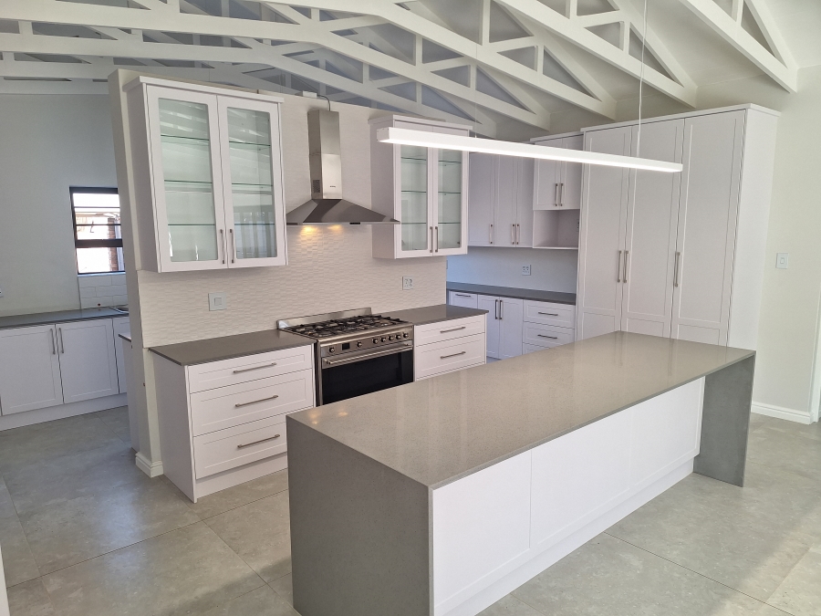 4 Bedroom Property for Sale in Noorsekloof Eastern Cape